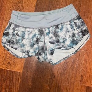 Speed up lulu lemon shorts Size:4 Length:2.5